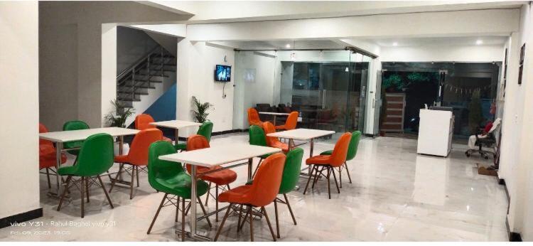 Hotel Bsh Group Noida Esterno foto